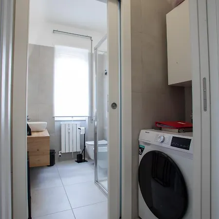 Hi15 - Garage Privato Daire Como