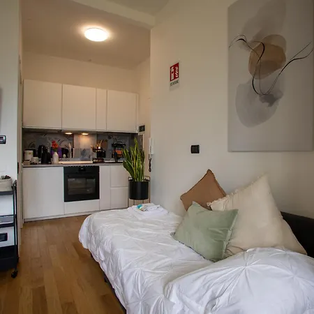 Apartment Hi15 - Garage Privato Como