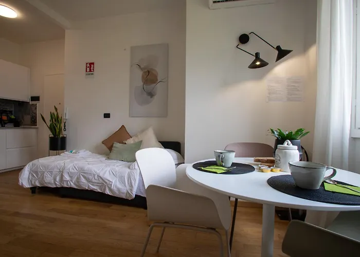 Hi15 - Garage Privato Apartamento